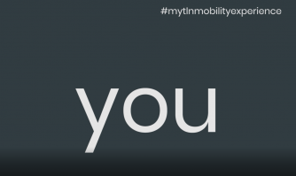 "You" med stora bokstäver i vitt mot en grå bakgrund